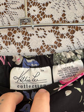 Load image into Gallery viewer, Paisley Skirt
