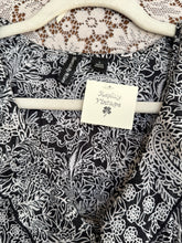 Load image into Gallery viewer, Floral Ruffle Blouse
