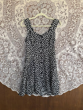 Load image into Gallery viewer, Vintage Floral Dress
